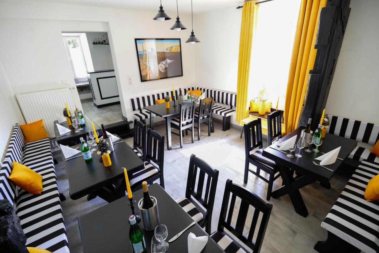Hotel Klostermuehle Siebenborn Maring-Noviand Dış mekan fotoğraf
